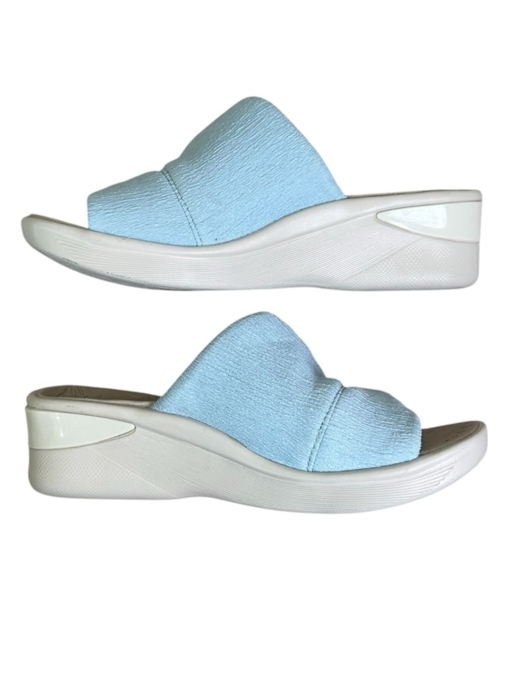 BZees Women’s 8W Light Blue Slip-On Knot Slide Sandals - Picture 8 of 11